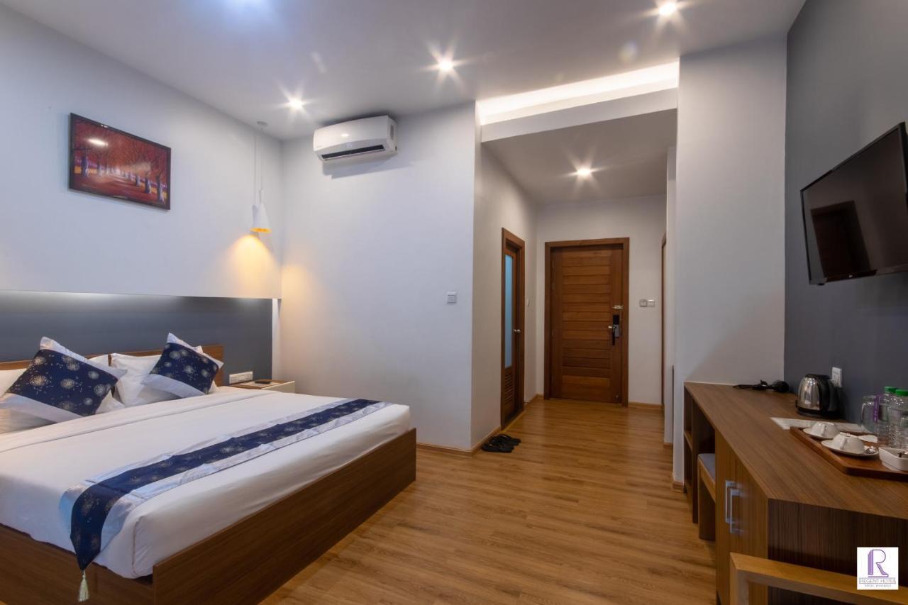 Regent Hotel Myeik Buitenkant foto
