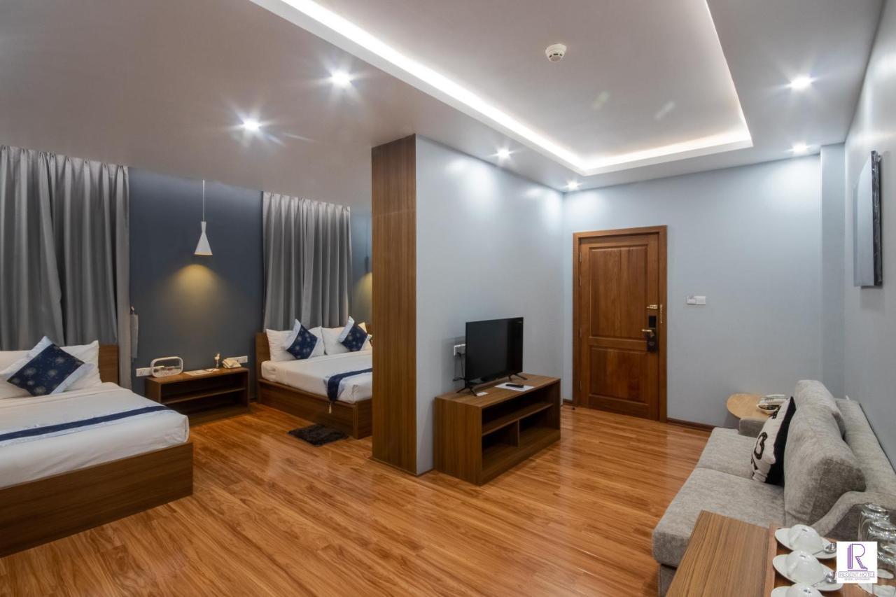 Regent Hotel Myeik Buitenkant foto