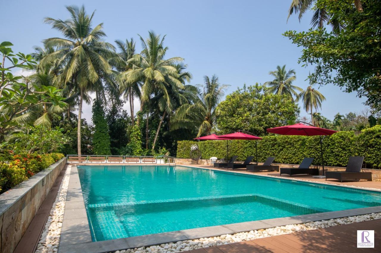 Regent Hotel Myeik Buitenkant foto