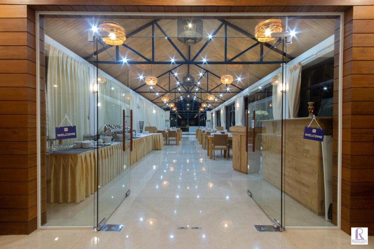 Regent Hotel Myeik Buitenkant foto